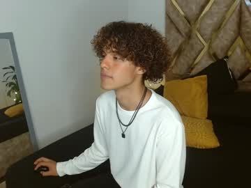 Nickolas_Moon Chaturbate stream image from January 29, 2025