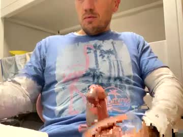 Tatuador40 Chaturbate stream image from January 29, 2025