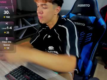 Dantx_Hub Chaturbate stream image from January 29, 2025