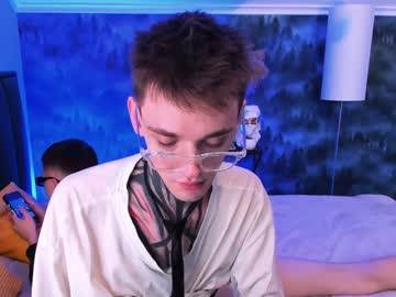 Sneaker_B0y Chaturbate stream image from January 29, 2025