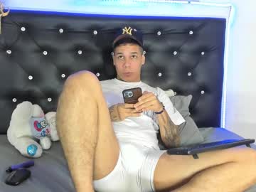 Dylansmitht Chaturbate stream image from January 30, 2025
