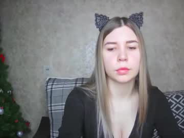 Ellanuar Chaturbate stream image from January 30, 2025