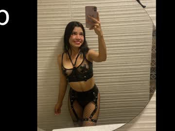 Its_Lola Chaturbate stream image from January 30, 2025