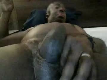 Coco2n Chaturbate stream image from January 30, 2025