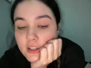 Gia_Is_Horny Chaturbate stream image from January 30, 2025