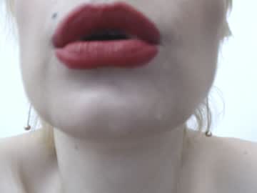Forever_Barbie Chaturbate stream image from January 30, 2025