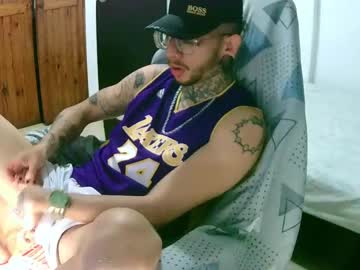 Goldens_Boy Chaturbate stream image from January 30, 2025