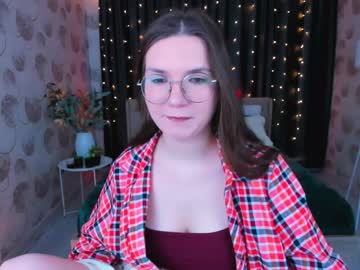 Shineshyness Chaturbate stream image from January 30, 2025