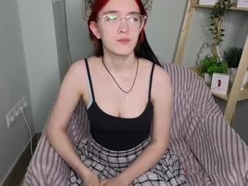 Xteeenx Chaturbate stream image from January 30, 2025