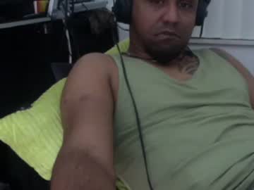 9inchhammer Chaturbate stream image from January 30, 2025