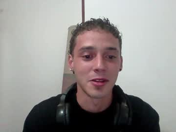 Aquilesnazoa Chaturbate stream image from January 30, 2025