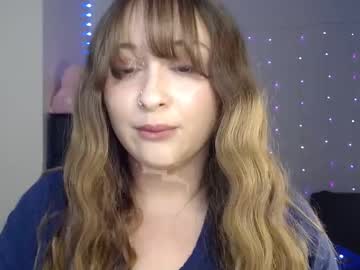 Bellamonroee Chaturbate stream image from January 30, 2025