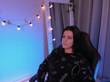 Kiminonawwa Chaturbate stream image from January 30, 2025