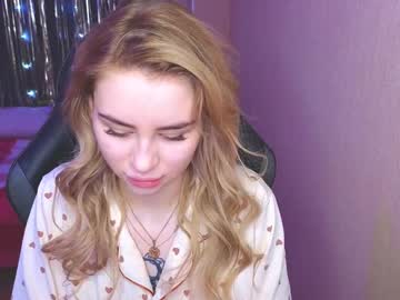Barbieee_Doll Chaturbate stream image from January 30, 2025