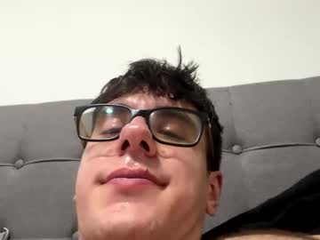 Cumgzzlerextraordinaire Chaturbate stream image from January 30, 2025