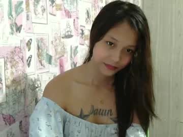 Urasian_Lilboob Chaturbate stream image from January 30, 2025