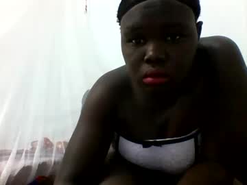 Blackieg Chaturbate stream image from January 30, 2025