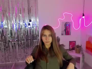 Charmbianca Chaturbate stream image from January 30, 2025