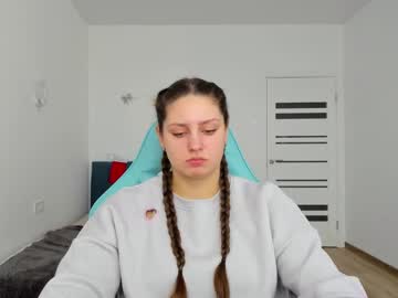 Kriswithlove Chaturbate stream image from January 30, 2025