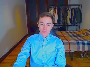 Charlieseyer Chaturbate stream image from January 30, 2025