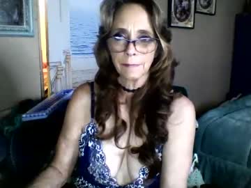 Oldkittykitty Chaturbate stream image from January 30, 2025