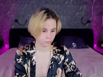 Bettyycarter Chaturbate stream image from January 30, 2025