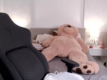 Smileyouarehere Chaturbate stream image from January 30, 2025