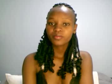 Pretty_Maja Chaturbate stream image from January 30, 2025