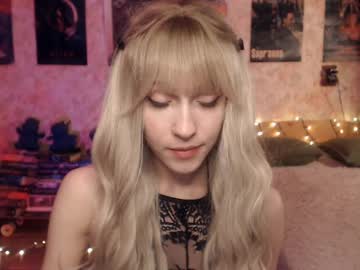 Ellie_Friendly Chaturbate stream image from January 30, 2025