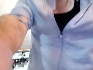 Dust1008 Chaturbate stream image from January 30, 2025