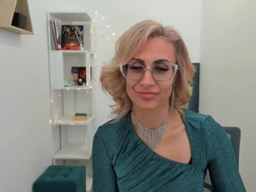 Museofstage Chaturbate stream image from January 30, 2025