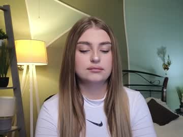 Edaachi Chaturbate stream image from January 30, 2025