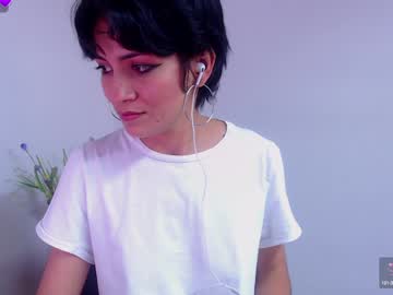 Hanna_Chloe Chaturbate stream image from January 30, 2025