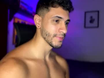 Larry_Jones Chaturbate stream image from January 30, 2025