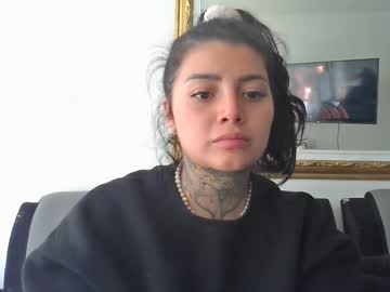 Misselii Chaturbate stream image from January 30, 2025