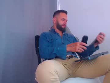 Esteban7984068 Chaturbate stream image from January 30, 2025