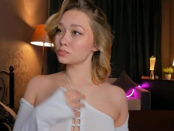 Nooana_Broock Chaturbate stream image from January 30, 2025