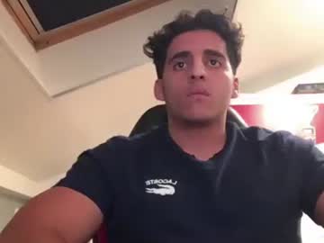Raes69 Chaturbate stream image from January 30, 2025