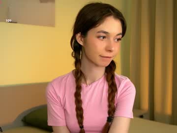 Jenny_Lylu Chaturbate stream image from January 30, 2025