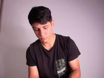 Michael_Pzx Chaturbate stream image from January 30, 2025