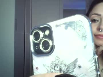 Findommina Chaturbate stream image from January 30, 2025