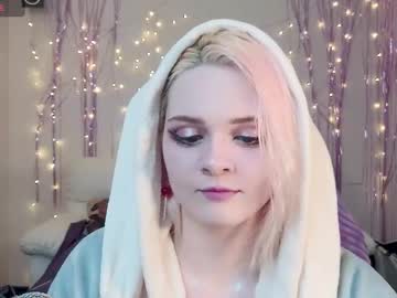 One_Moment_ Chaturbate stream image from January 30, 2025