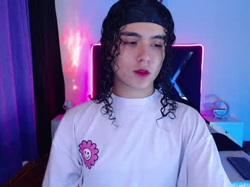 Derek_Greyy_ Chaturbate stream image from January 30, 2025