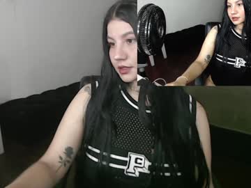 Goddessariel22 Chaturbate stream image from January 30, 2025