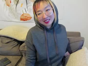 Luxgray Chaturbate stream image from January 30, 2025