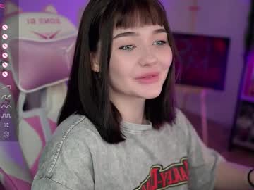 Babyroxynill Chaturbate stream image from January 30, 2025