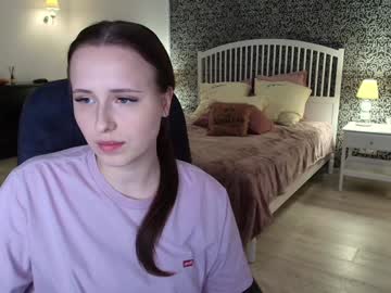 Barbiebye Chaturbate stream image from January 30, 2025