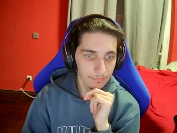 Pttrazer Chaturbate stream image from January 31, 2025