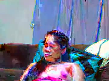 Prettypinaylonghair stream image from January 31, 2025