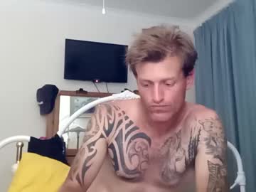 Blueishred2 Chaturbate stream image from January 31, 2025